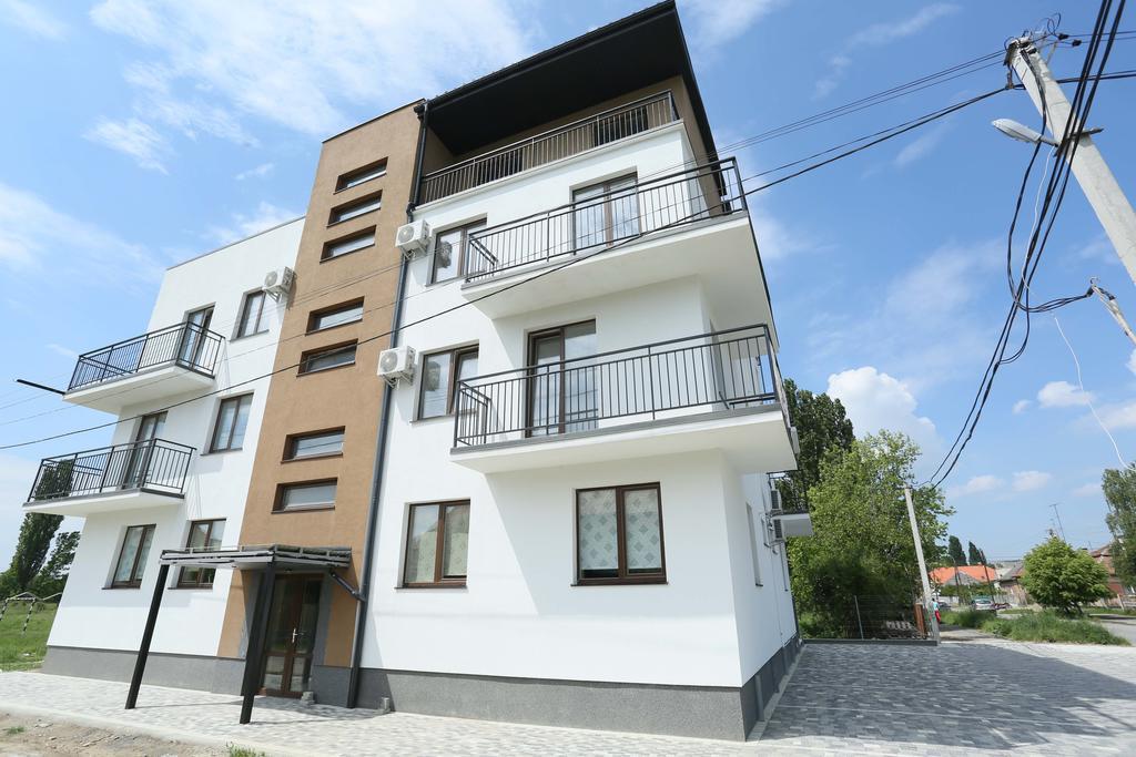Apartments On Leva St. Береговое Экстерьер фото